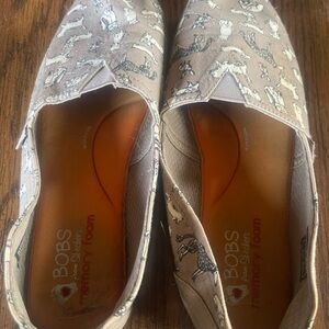 Skechers Gray Flats with Dog Pattern